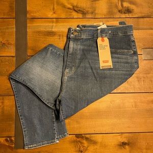 Levi’s 720 High Rise Super Skinny Jeans